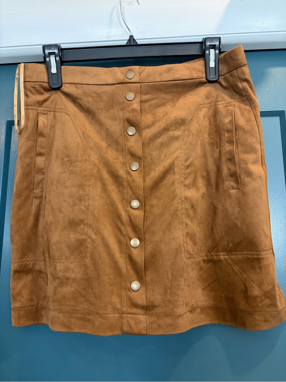 Altar'd State Button-Front Faux Suede Mini-Skirt in Camel